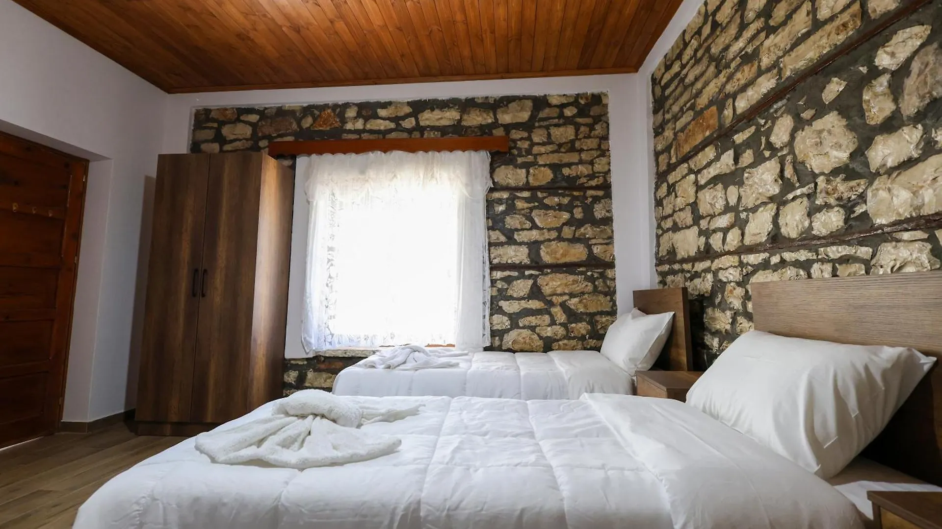 Villa Shpiragu Village Experience Berat