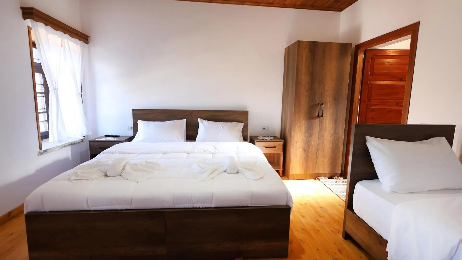Villa Shpiragu Village Experience Berat