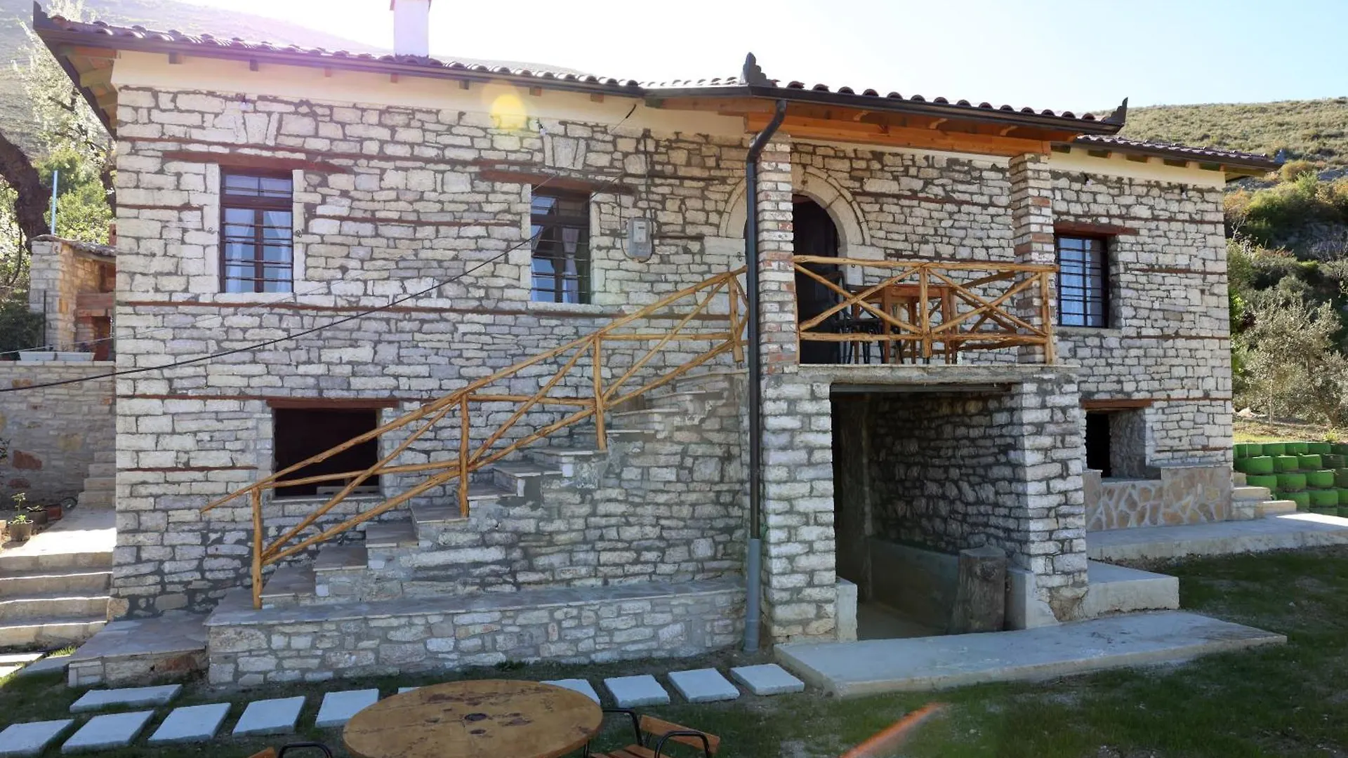 Guest house Villa Shpiragu Village Experience Berat Albania